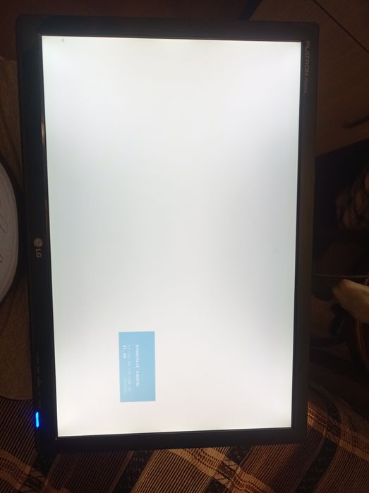 Монитор LG 22 диагональ