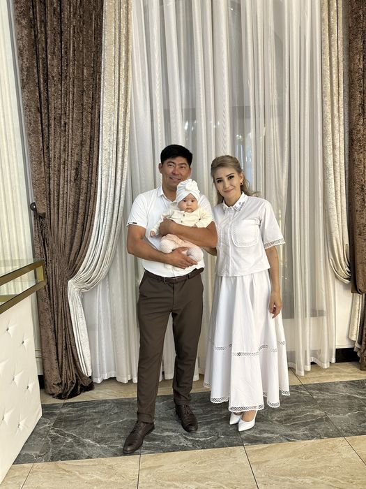 Одежда б/у в хорошем состоянии одевали 1 раз только