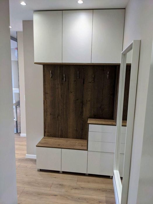 Тристаен апартамент в ж.к. Младост 4.