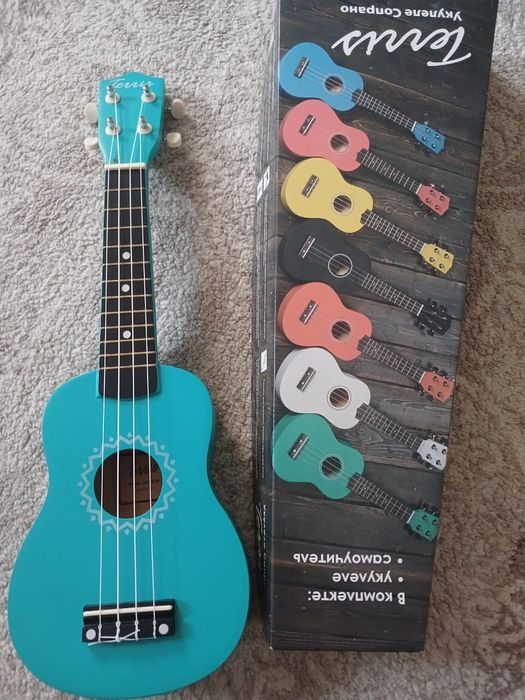 Продам Укулеле новую