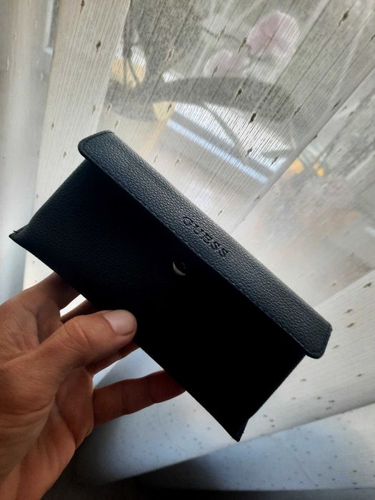 Ochelari Guess rama originala pt protectie monitor au costat 800 ron