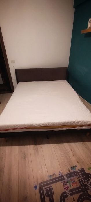 Pat matrimonial înălțime joasa 210x165x28