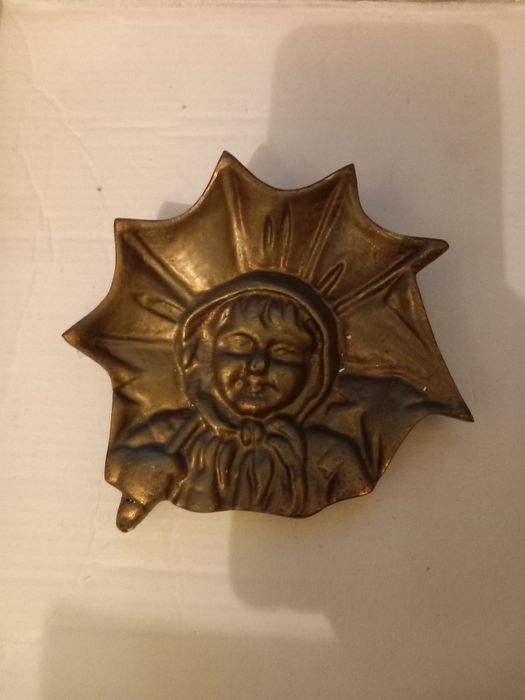 Vand aplice ornamentale pentru perete