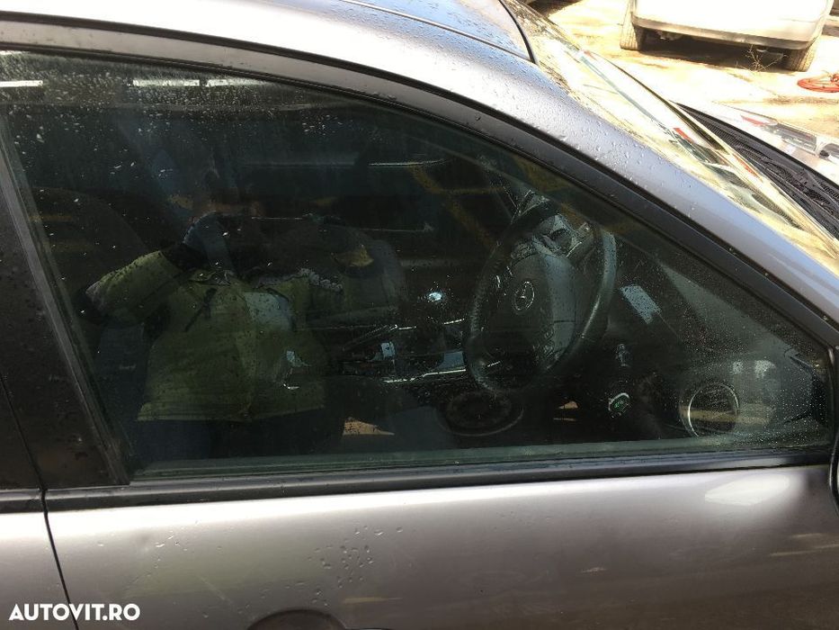 Geam Portiera Dreapta Fata Mazda 6 2002 - 2008