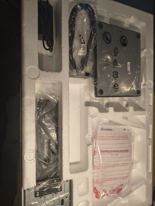 XGaming 28-инчов 4K монитор, 3840x2160 IPS панел, 60Hz, 4ms,100% sRGB,