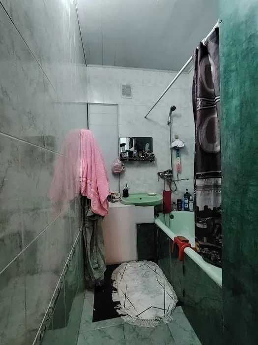 Продаю 3-х комн. квартиру -(Собственник)- Яшнабадский р-н, Асалобод-2