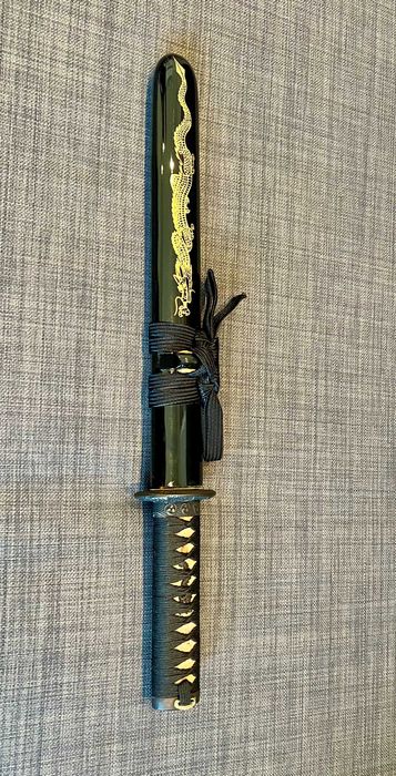 Японски Tanto нож / mini katana – заточен