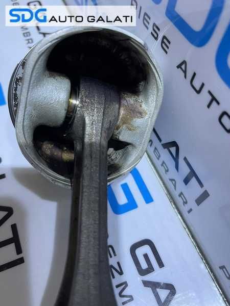 Piston Pistoane Complet cu Biela Skoda Fabia 1 1.4 MPI AZE AZF AME AQW ATZ 2000 - 2007 Cod 047198075D