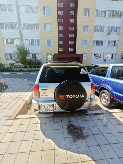 Продам Toyota RAV4