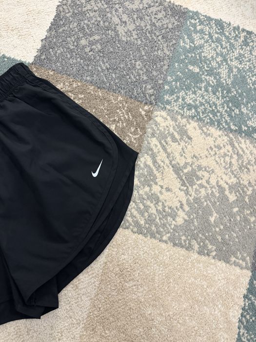 Дамски къси гащи Nike