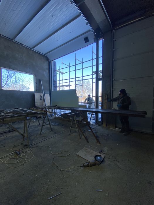 Ворота гаражные , промышленные