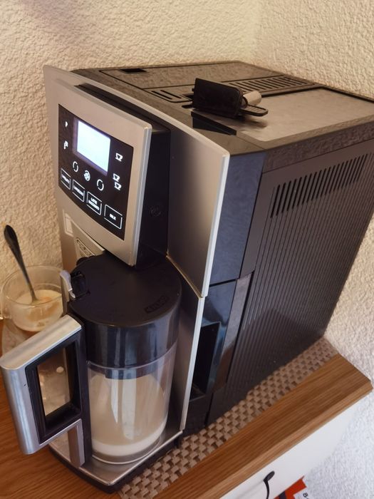Aparat cafea delonghi perfecta capucino