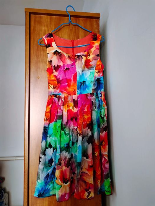 Турецкое женское платье . Размер 44 М .