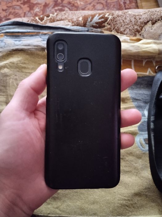 Самсунг Галакси А 40