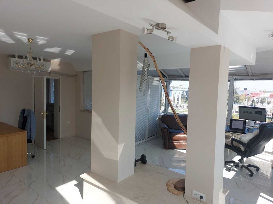 Продава се Многостаен апартамент в Пловдив, Кършияка - 220 кв.м за 1136 €/кв.м - Снимка #1