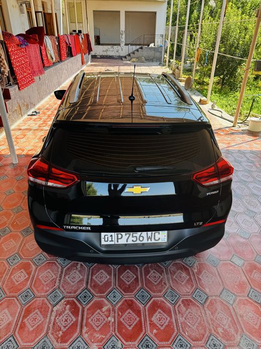 Tracker 2 LTZ автомат