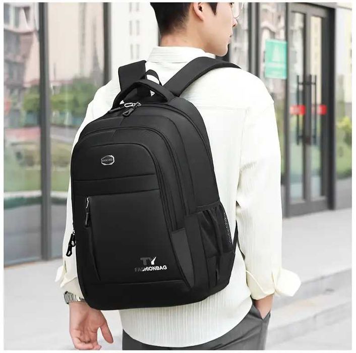 Висококачествена раница с много, 5 отделения 47см височина, Черна