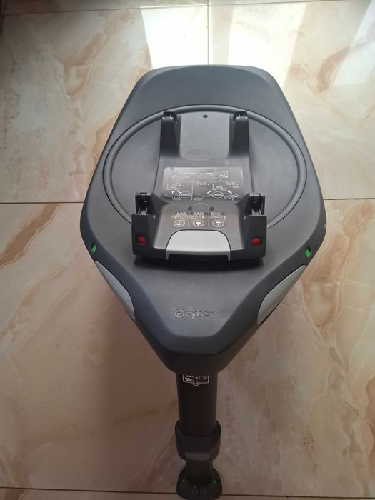 Baza isofix cybex cloud g i-size stare impecabilă