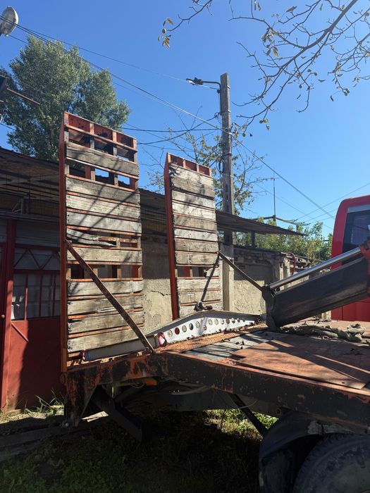 Camion volvo platformă cu macara Palfinger PK 14000