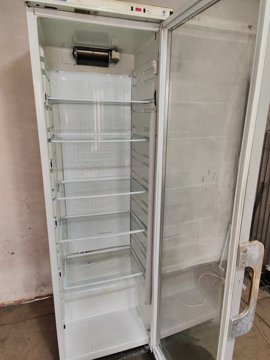 Холодильник рабочий