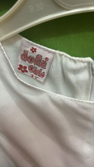 Платье детское летнее одевали по 1-2 раза