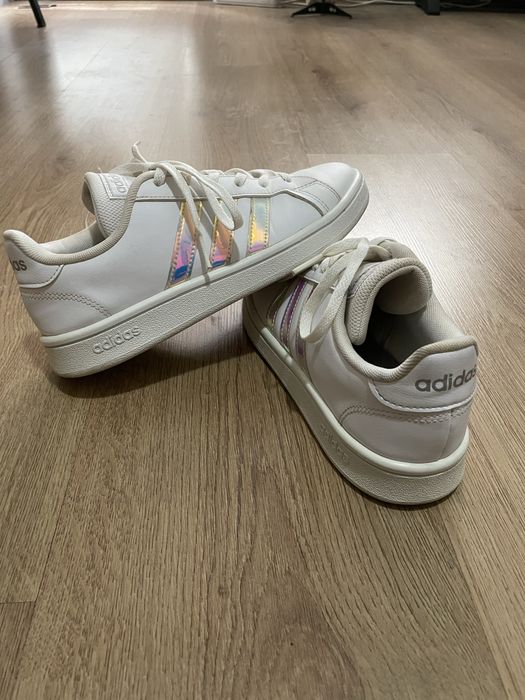 Оригинални маратонки Adidas