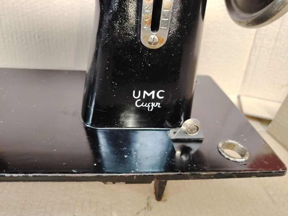 Mașina de cusut Casnica fabricație România