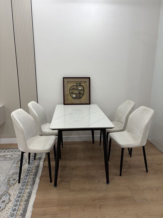 Новый стол + 4 стула