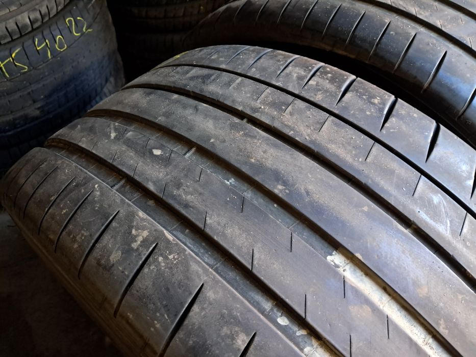 Anvelope second vara 325 35 ZR23 Michelin