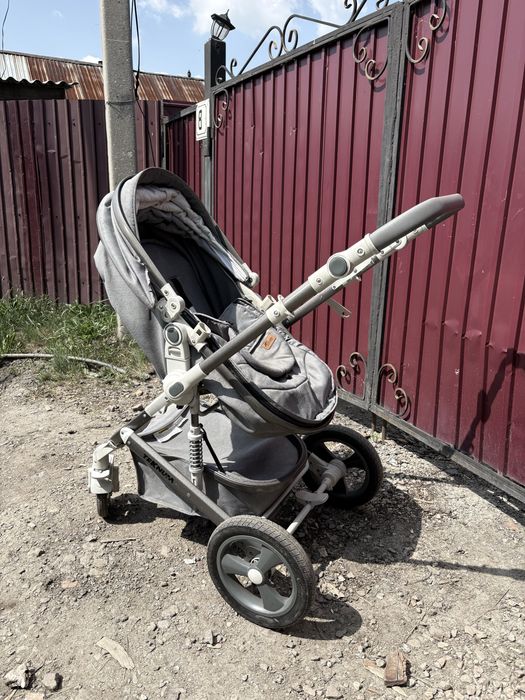 Продам детскую коляску Teknum
