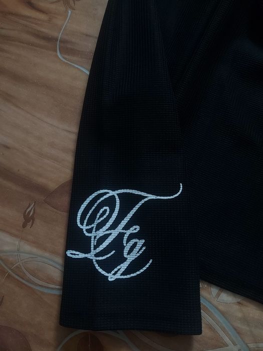 лонгслив черный never forget