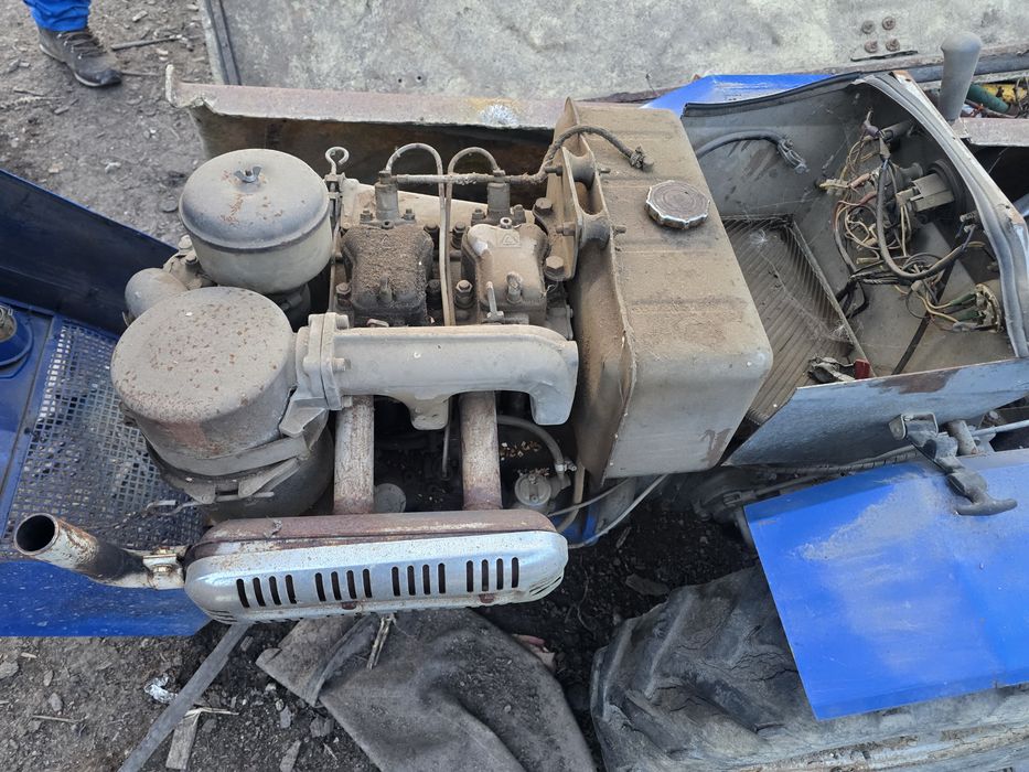 Tractoras ebro  4x4
