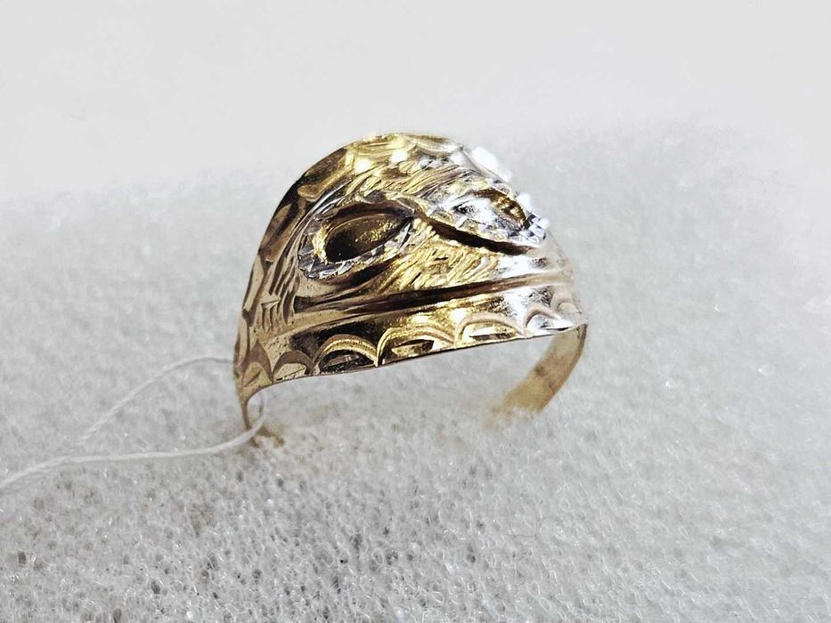 Златен пръстен 1.72гр 00942-26