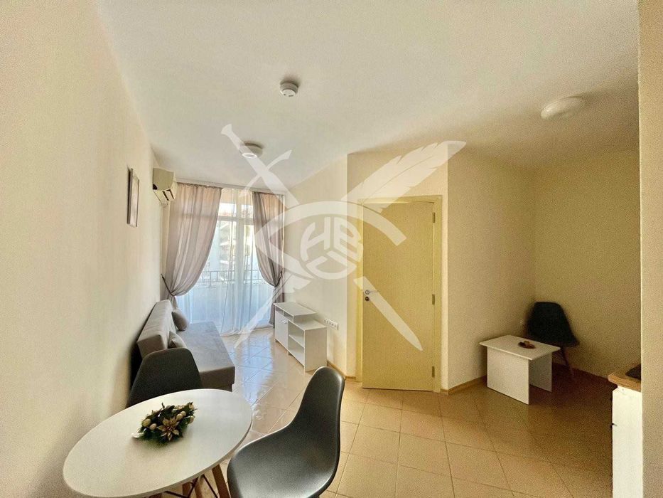 Дава се под наем Двустаен апартамент в к.к. Слънчев бряг - 52 кв.м за 57000 € - Снимка #2