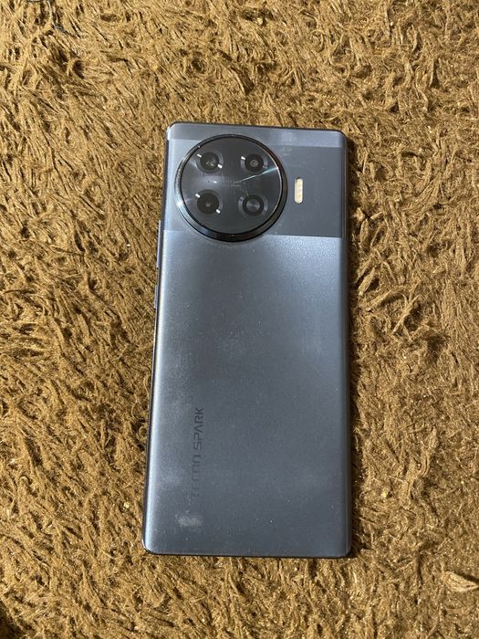 Tecno Spark Pro + 40 тысяч есть торг