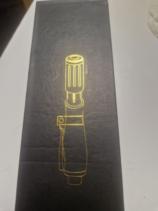 Healuron pen nou la cutie