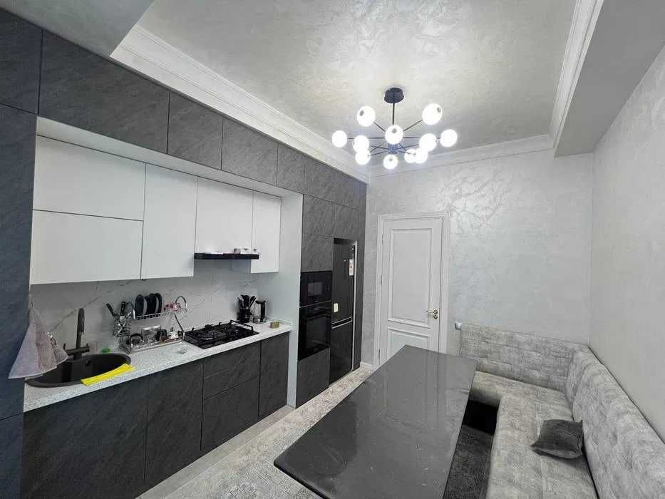 КВАРТИРА 3 мин от метро Бадамзар 2/3/7! 172*