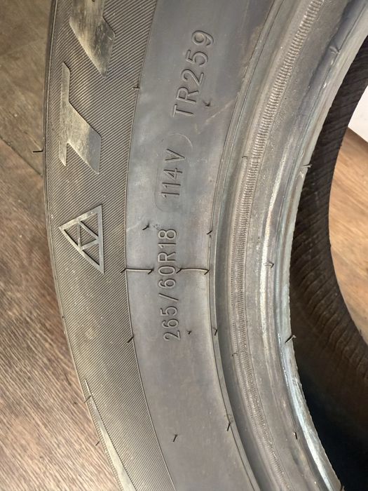 Продам авто шина 265/60/18
