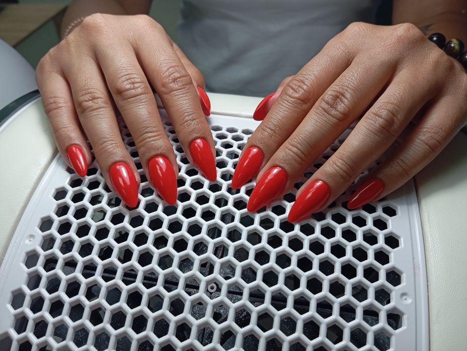 Маникюр,наращивание