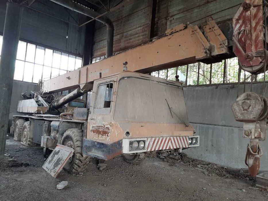 Автокран "Днепр"  модель 5473