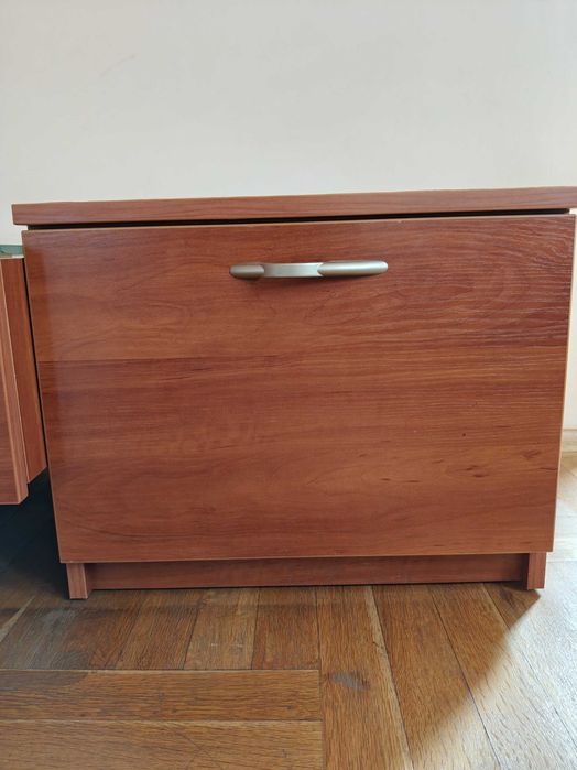 Светещ шкаф за дневна