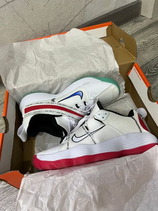 Кроссовки Nike React Hyperset