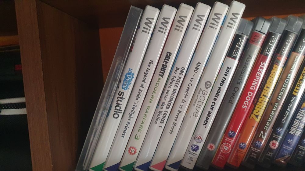 Lot jocuri Xbox One in stare perfecta NFS Fifa Call of Duty plus alte