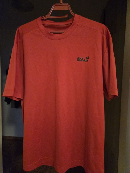 Мъжки тениски mammut и jack wolfskin в раземр L