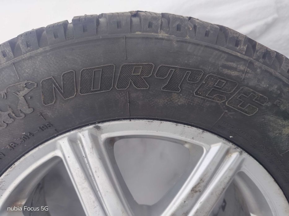 Титанки R-16 Покрышки