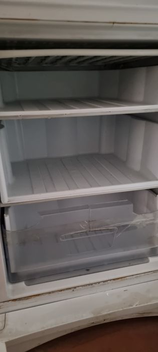 Холодильник Indezit