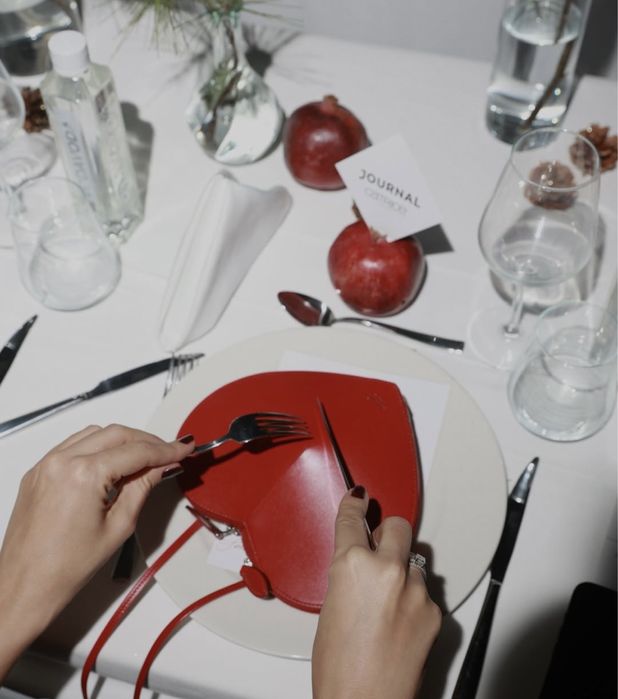 Alaia червена  чанта оригинал