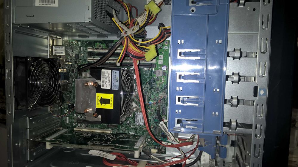 Сервер HP ProLiant ML110 G6 без HDD