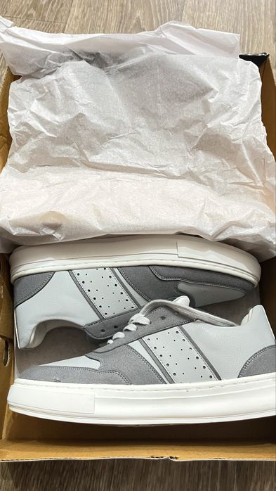 Кроссовки новые.