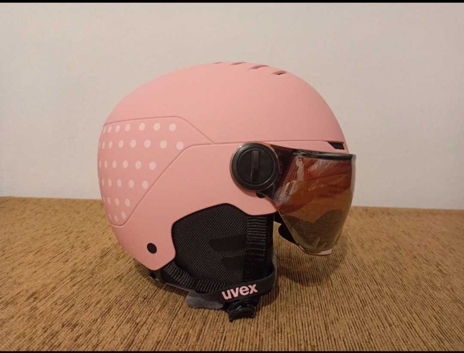 Casca schi ski Uvex Rocket Junior Visor.